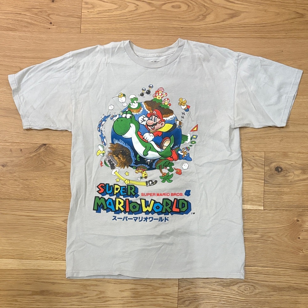 Nintendo Super Mario World Gray Tee